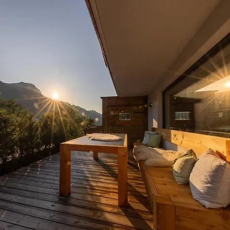 Hide-away Hahnenkamm 1 Apartamento *