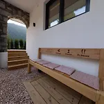 Hide-away Hahnenkamm 1 Apartament *
